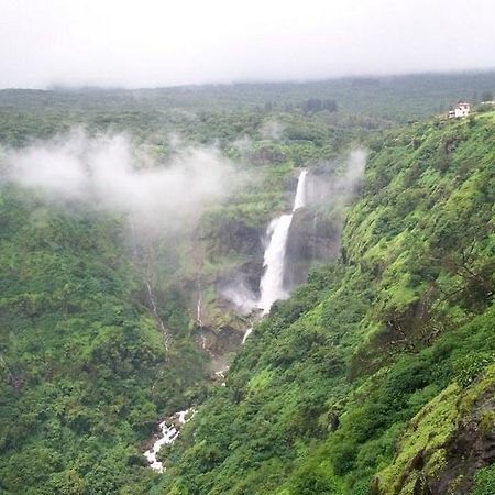Hotel Tree Top Mahabaleshwar Ngoại thất bức ảnh