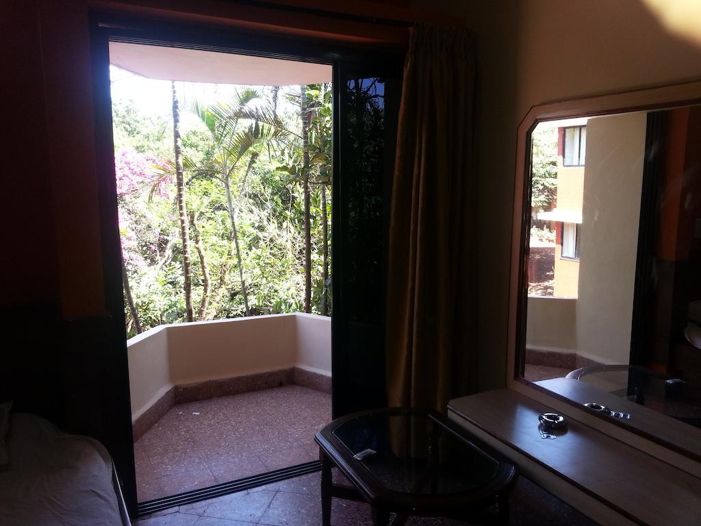 Hotel Tree Top Mahabaleshwar Ngoại thất bức ảnh