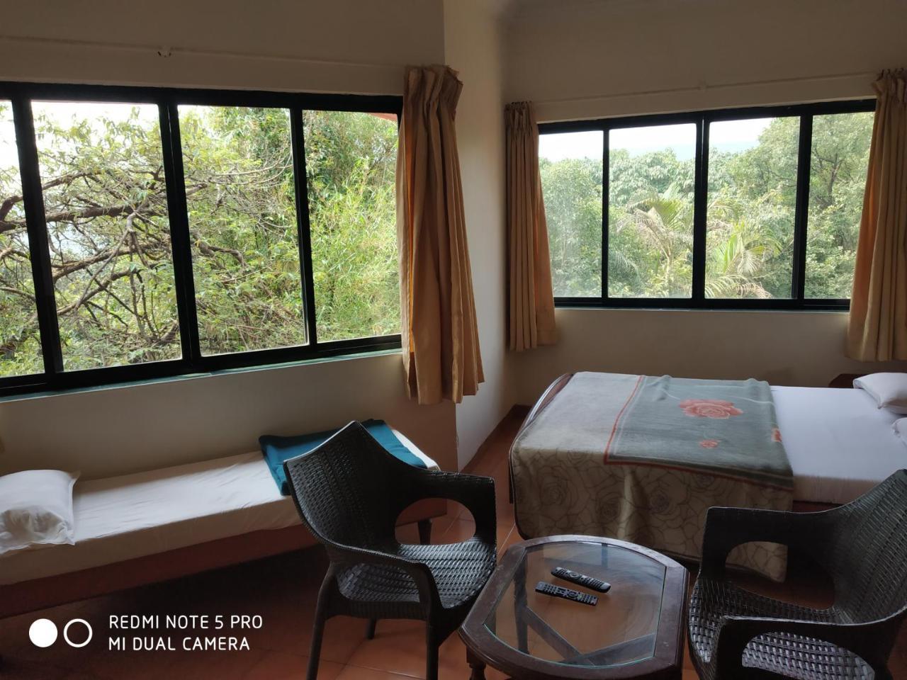 Hotel Tree Top Mahabaleshwar Ngoại thất bức ảnh